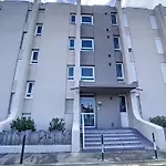 Au Port Apartament Saint-Cyprien (Pyrenees-Orientales)